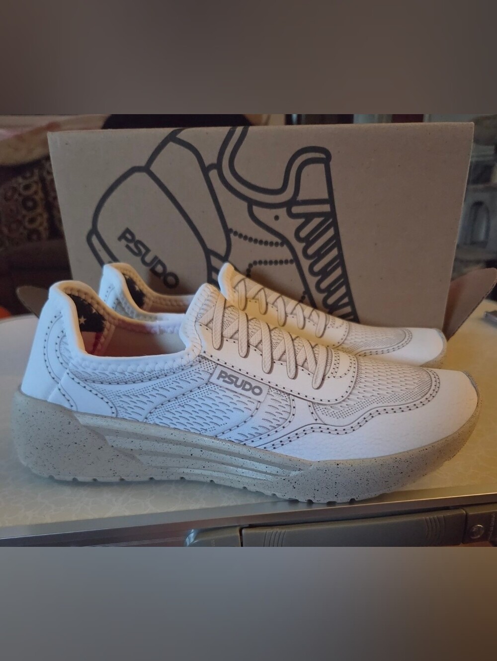 Psudo Court Slip-On Sneakers White Speckled Sole New In Box Size 10 Made In USA